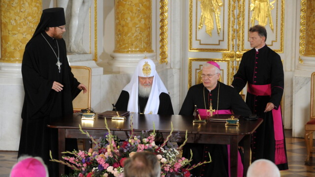 Patriarcha i arcybiskup wezwali do pojednania